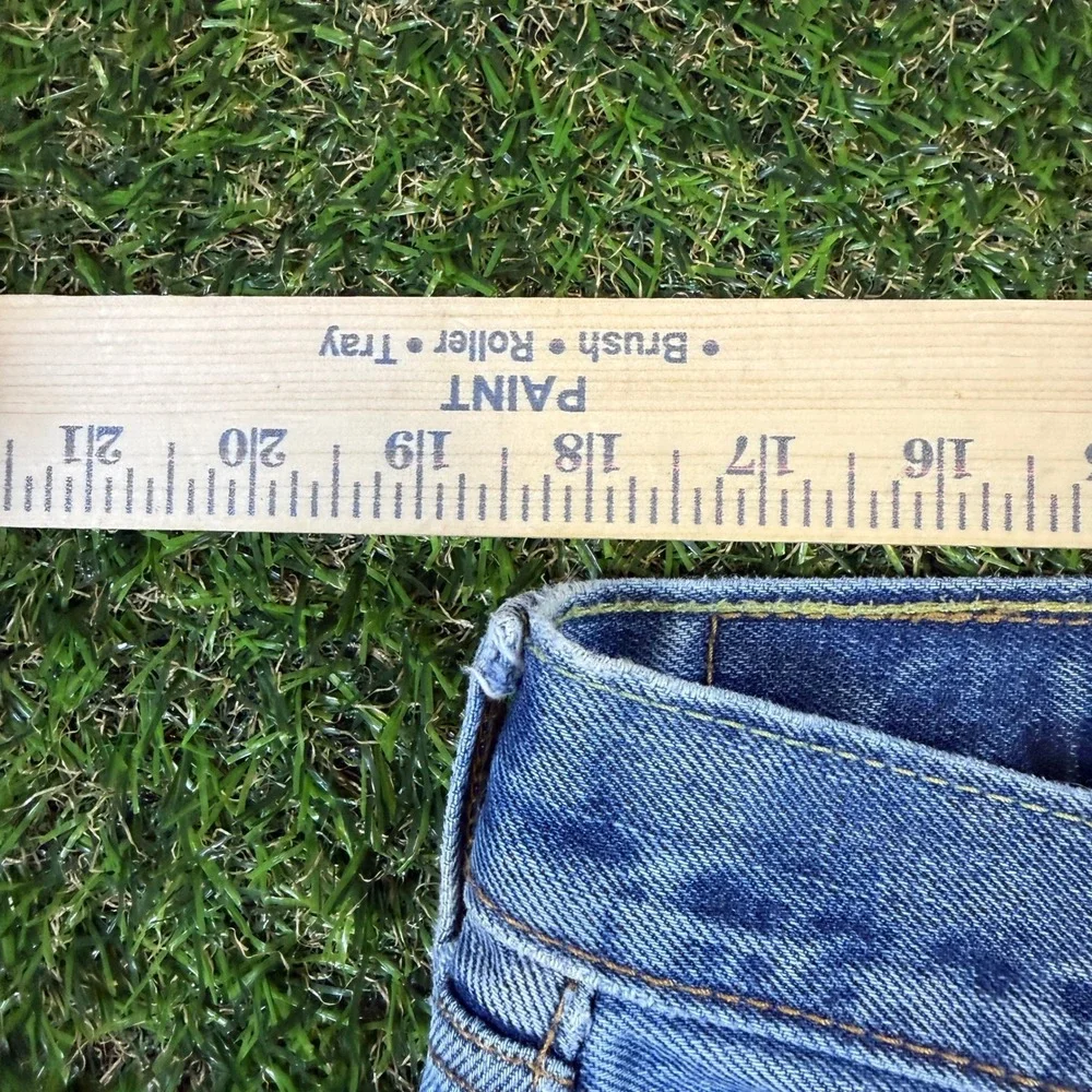 Levis 505 Regular Fit Straight Leg Jeans Mens 36x29 Light Wash Denim 00505-4891